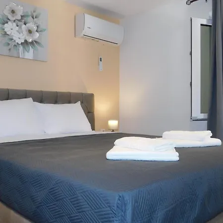 Corfu Elyra Appartement *